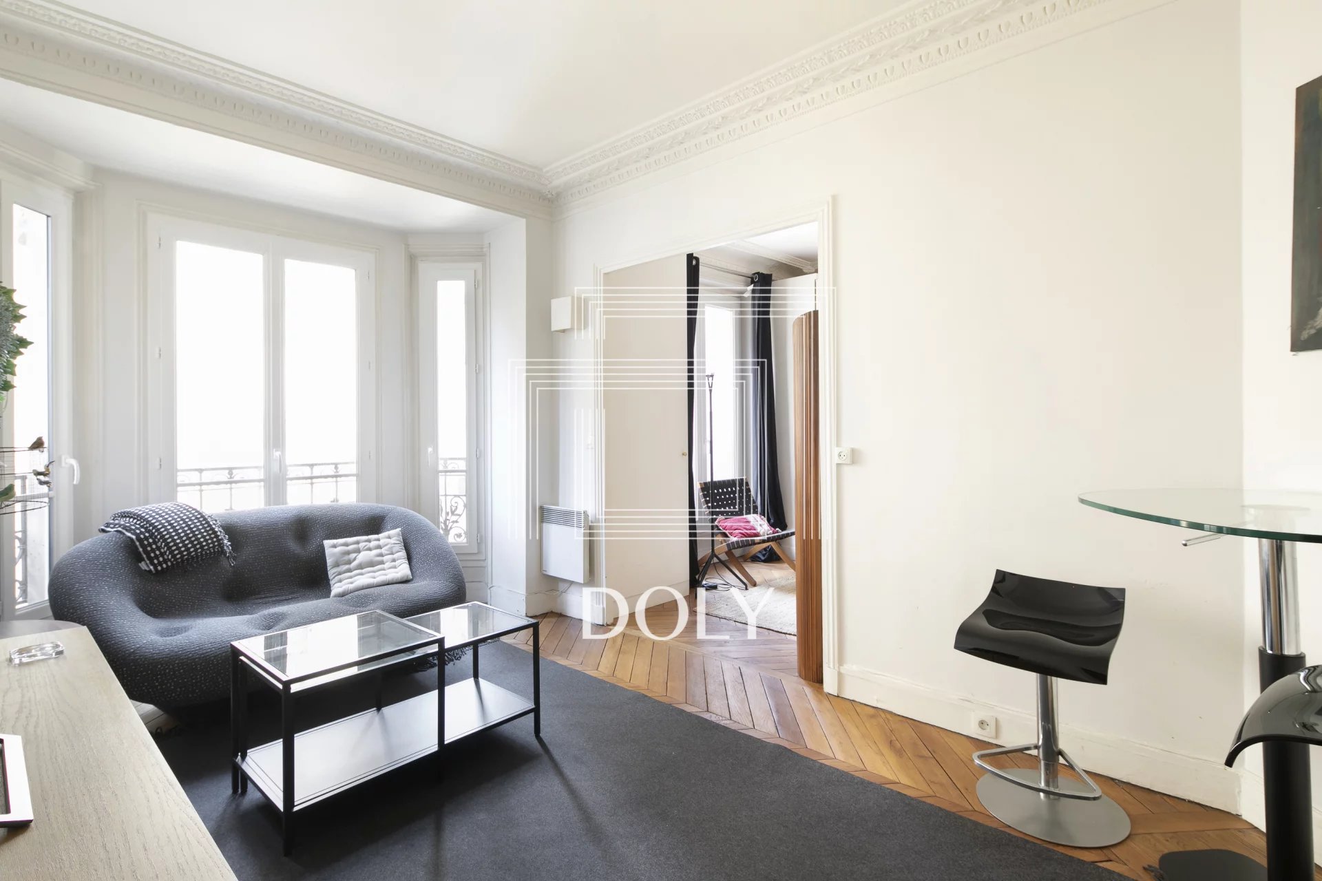 Appartement 2 pièces // Rue des Ternes // Paris XVII